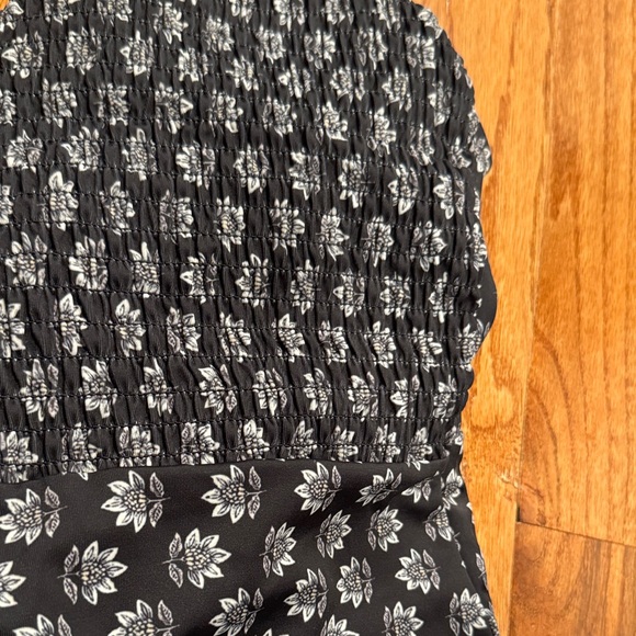 2 NWT Old Navy Colorful and Black Patterned One Piece Swimsuits - Picture 7 of 7